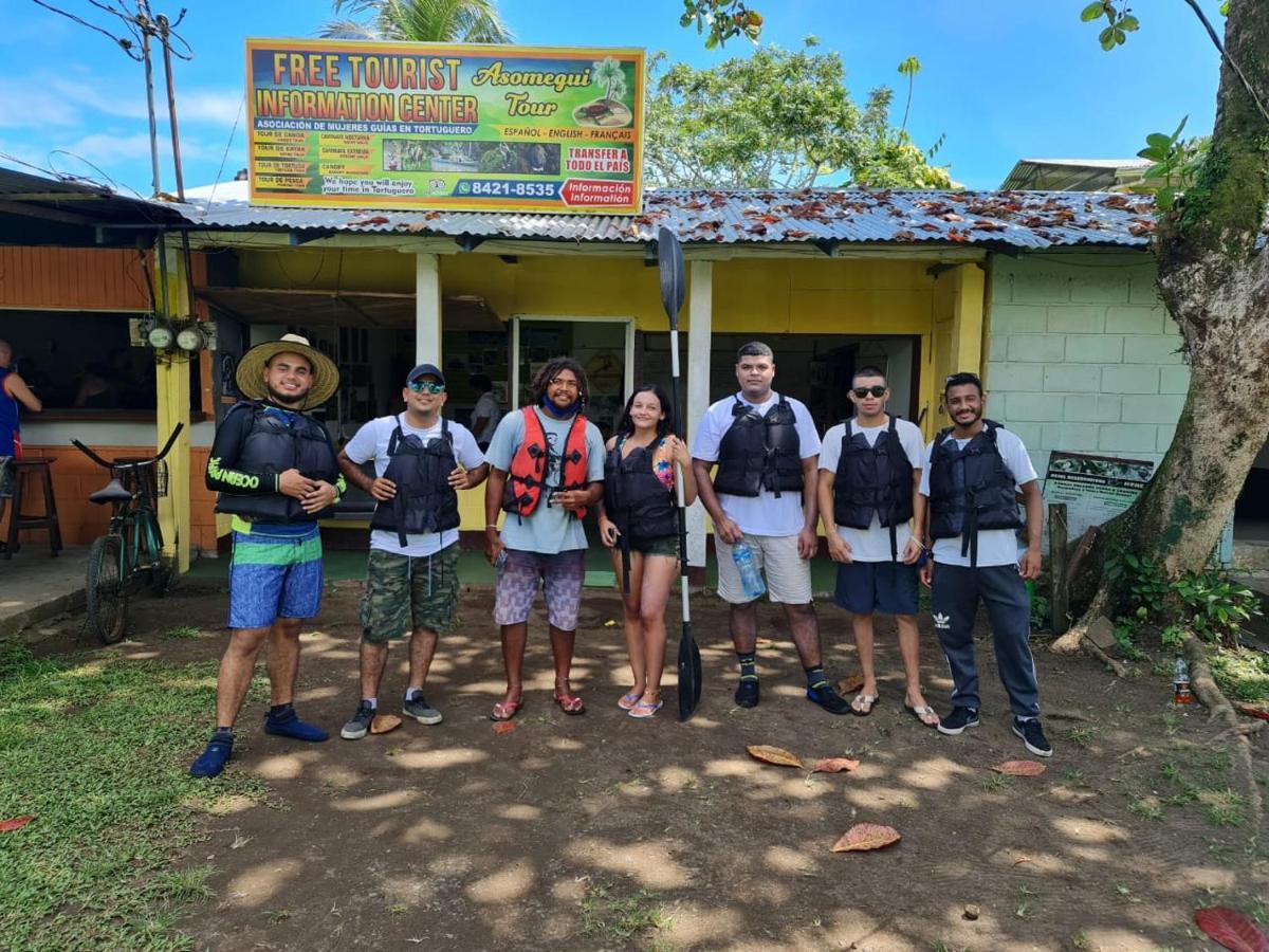 Cabinas El Muellecito Tortuguero Luaran gambar