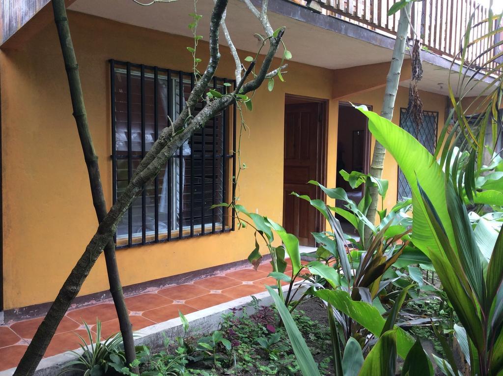 Cabinas El Muellecito Tortuguero Luaran gambar